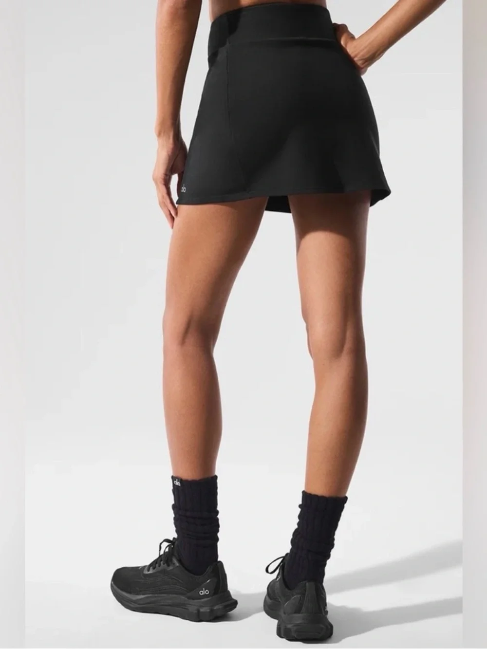 Alo Yoga Airbrush High Waist Good Form Tennis Skirt | Size Medium | Black